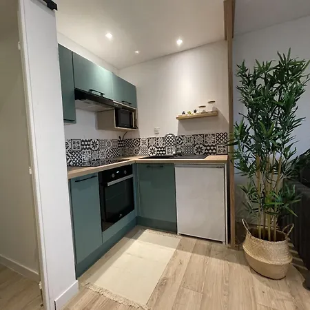 Cozy, Comfortable In Pin-rolland Saint-Mandrier-sur-Mer